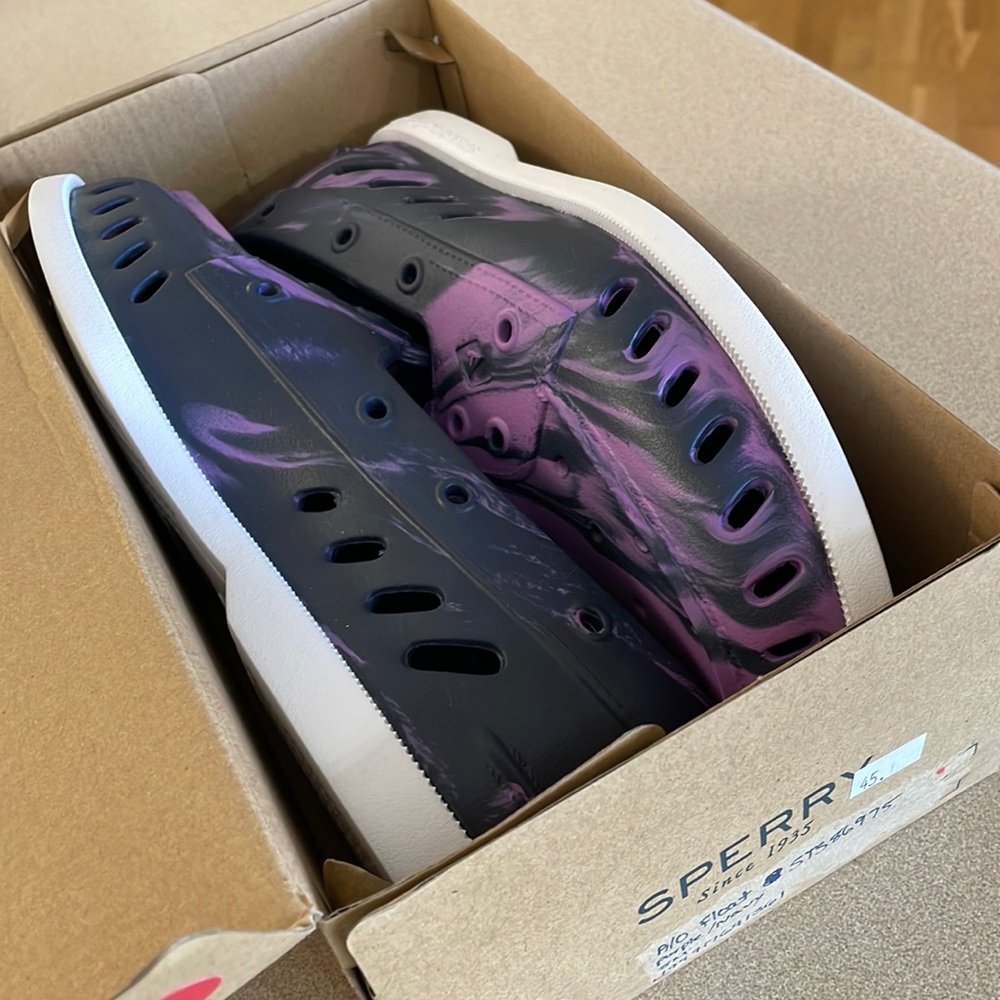Sperry new ladies plastic shoes size 8